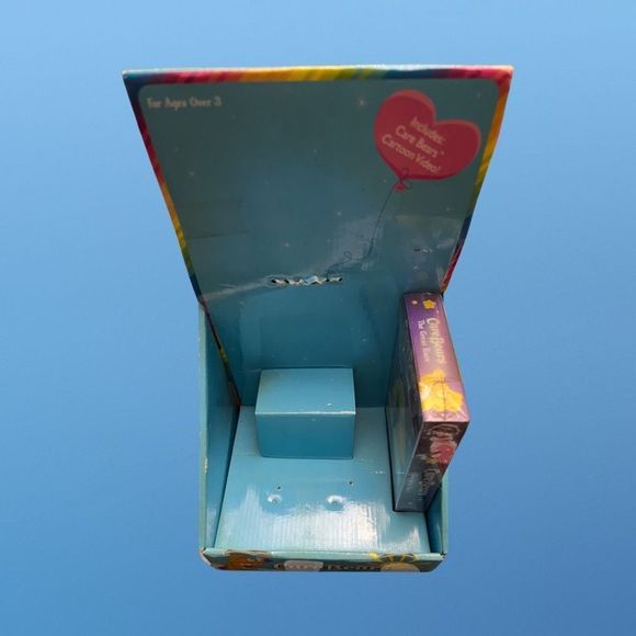 2002 Play Along 12" Yellow "FUNSHINE" Care Bear with "The Great Race" VHS - Picture 4 of 5